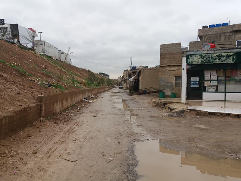 Palestinian Refugees in Jaramana Camp Denounce Poor Sewerage 