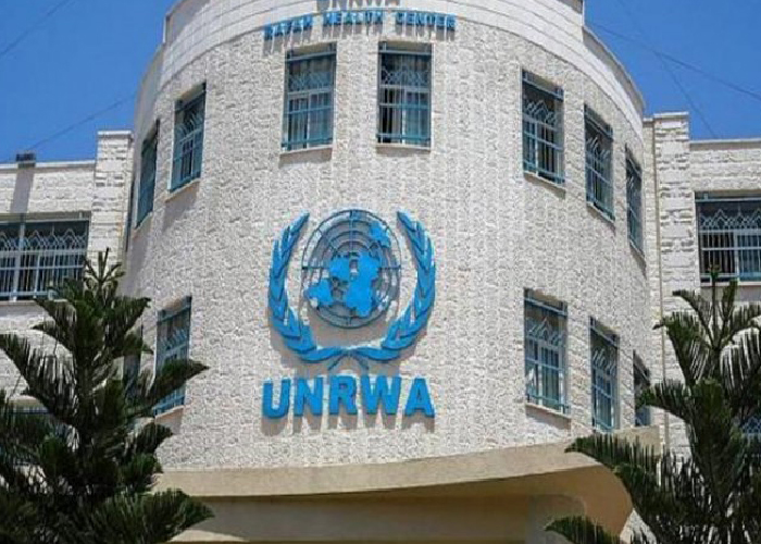 UNRWA Transfers Cash Aid to Palestinians from Syria in Lebanon