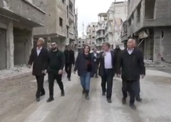 PLO Delegation Shows Up in Yarmouk Camp
