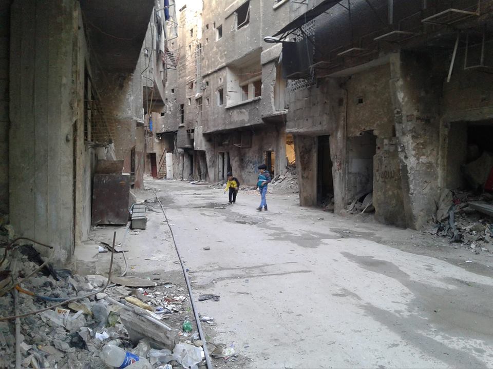 Activists Warn Yarmouk Residents against Attempts to Turn Their Property into Bargaining Chips