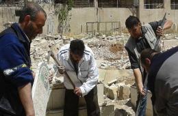 Tombs Prices and finding a place to bury the dead, suffered by Al Yarmouk camp refugees in Syria