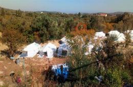 Palestinian-Syrians face the harsh winter of Greece in tents that do not pester the cold and storms
