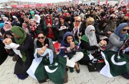 Palestinian-Syrian women, including former prisoners, participate in the "Convoy of Conscience" in Turkey