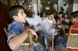 Number of Displaced Palestinian Children Taking Up Smoking in Syria Goes Up