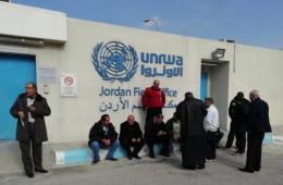 Palestinian Refugees from Syria Urge UNRWA to Deliver Cash Grants