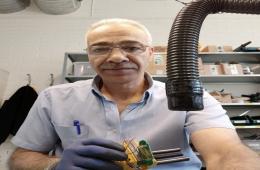 Palestinian Refugee in Sweden Creates Electronics Dictionary
