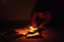Palestinian Refugee Students in Syria Displacement Camps Denounce Impact of Electricity Blackout